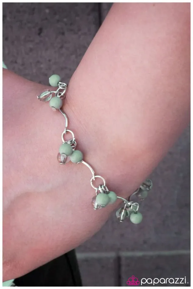 Paparazzi Bracelet Metropolitan Green Paparazzi Jewelry Bracelets