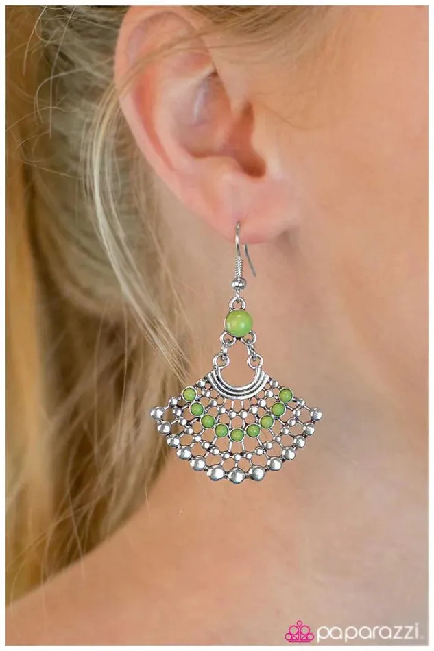 Paparazzi Earring Foxy Cleopatra Green Paparazzi Jewelry Earrings