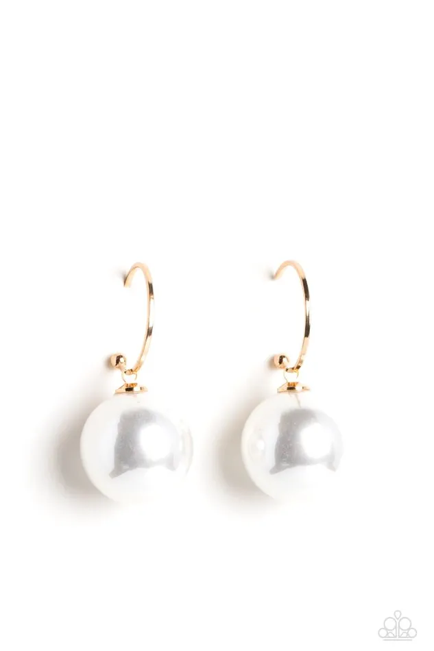 Paparazzi Earring PEARL of My Eye Gold Paparazzi Jewelry Earrings