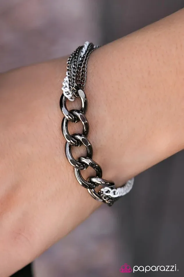 Paparazzi Jewelry Bracelets Paparazzi Bracelet Double Play White