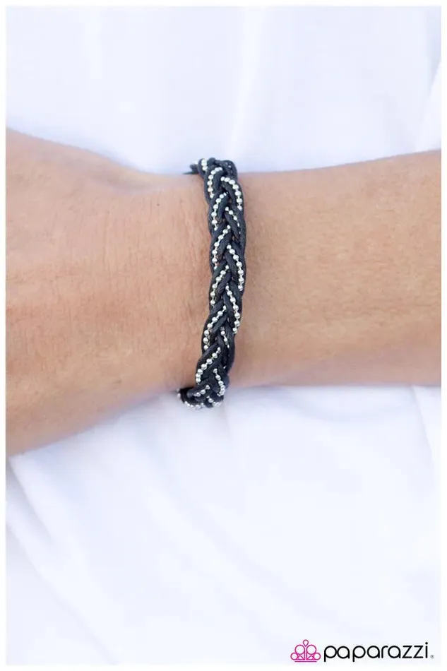 Paparazzi Jewelry Bracelets Paparazzi Bracelet Tongue Tied Black