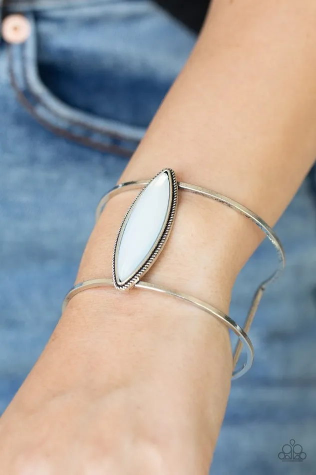 Paparazzi Jewelry Bracelets Paparazzi Bracelet What You SEER Is What You Get White