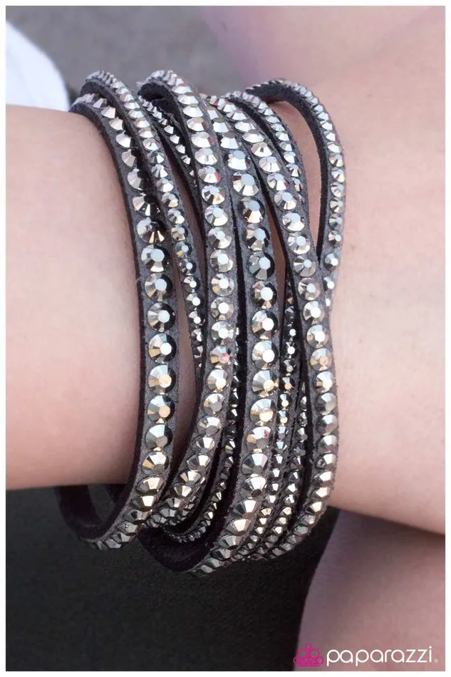 Paparazzi Jewelry Bracelets Paparazzi Bracelet Wrapped Around Her Finger Silver