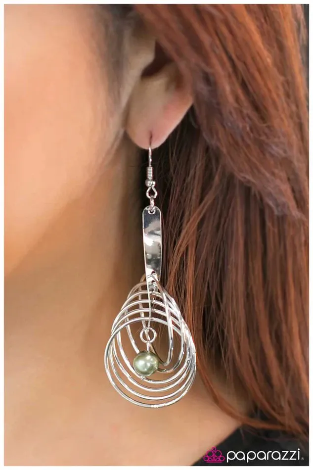 Paparazzi Jewelry Earrings Paparazzi Earring Space Cadet Green