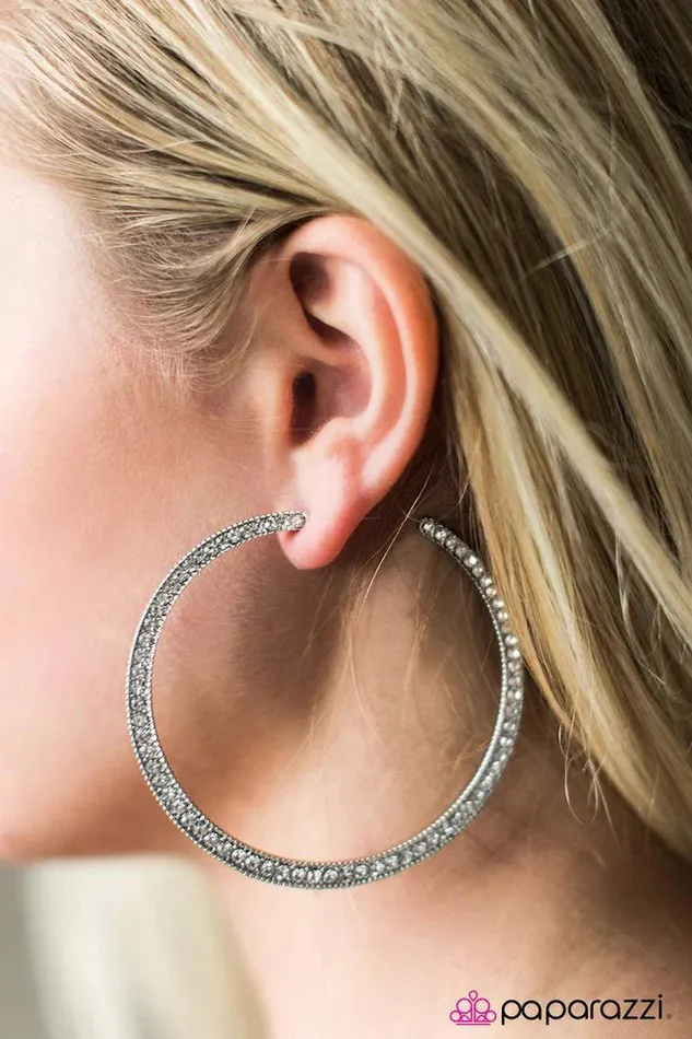Paparazzi Jewelry Earrings Paparazzi Earring The Big Leagues White