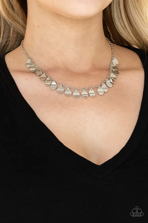 Paparazzi Jewelry Necklaces Paparazzi Necklace Dainty DISCovery Silver