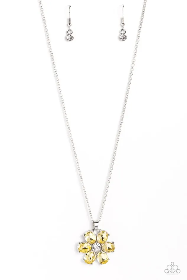 Paparazzi Jewelry Necklaces Paparazzi Necklace Fancy Flower Girl Yellow Paparazzi Jewelry Necklaces Paparazzi Necklace Fancy Flower Girl Yellow