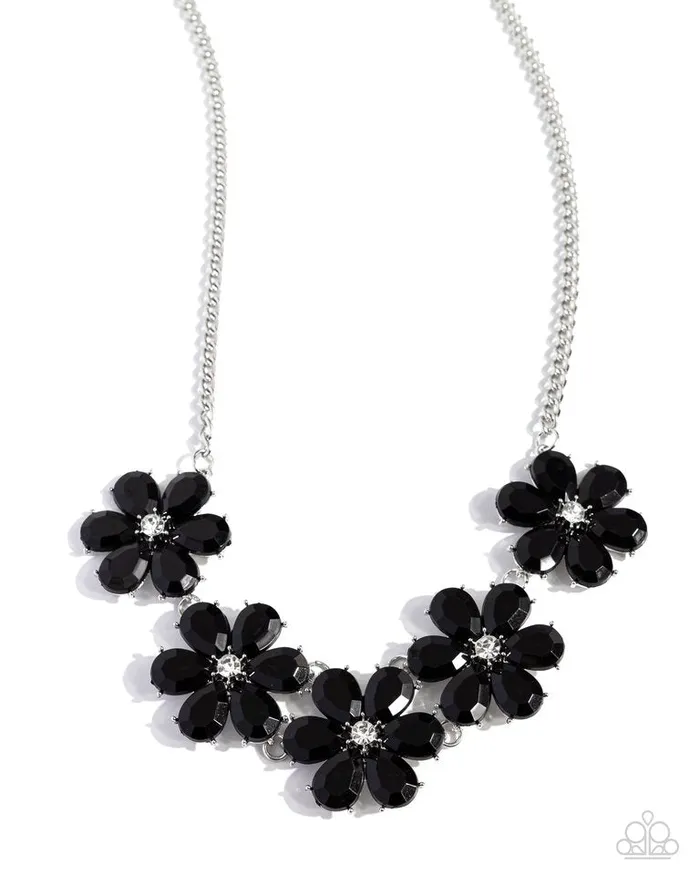 Paparazzi Jewelry Necklaces Paparazzi Necklace Floral Fun Black Paparazzi Jewelry Necklaces Paparazzi Necklace Floral Fun Black