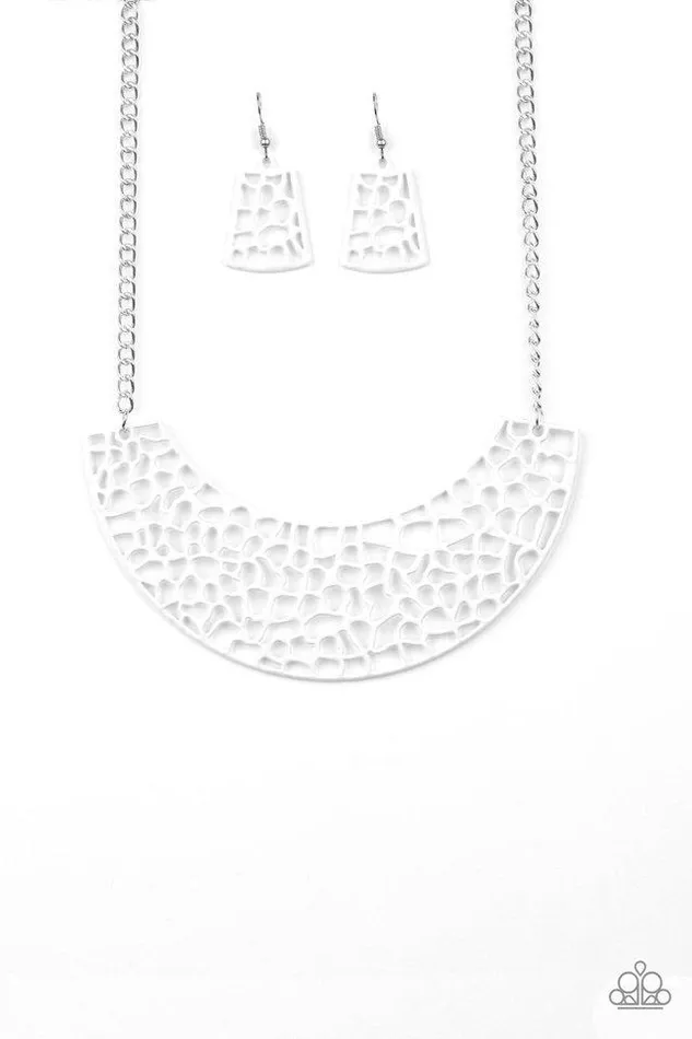 Paparazzi Jewelry Necklaces Paparazzi Necklace Powerful Prowl White