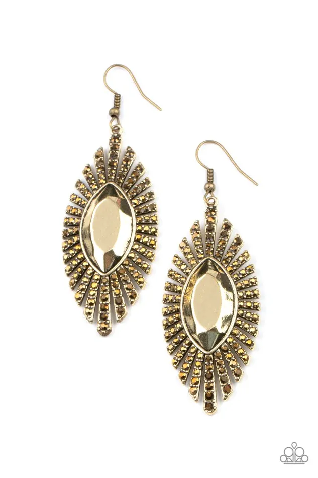 Paparazzi Jewelry Paparazzi Earring Who Is The FIERCEST Of Them All Brass Earrings Paparazzi Jewelry Paparazzi Earring Who Is The FIERCEST Of Them All Brass Earrings