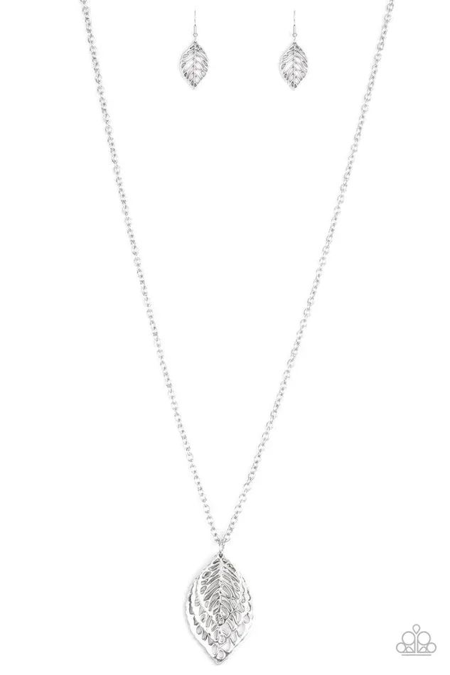 Paparazzi Jewelry Paparazzi Necklace Just BeLEAF Silver Necklaces
