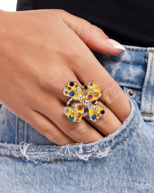 Paparazzi Jewelry Paparazzi Ring Chic Confession Yellow Rings