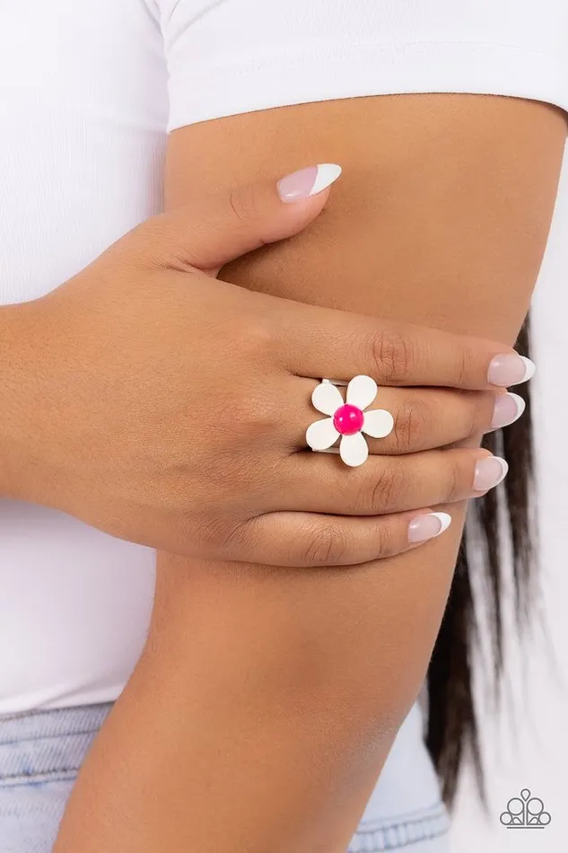 Paparazzi Jewelry Rings Paparazzi Ring Groovy Genre White