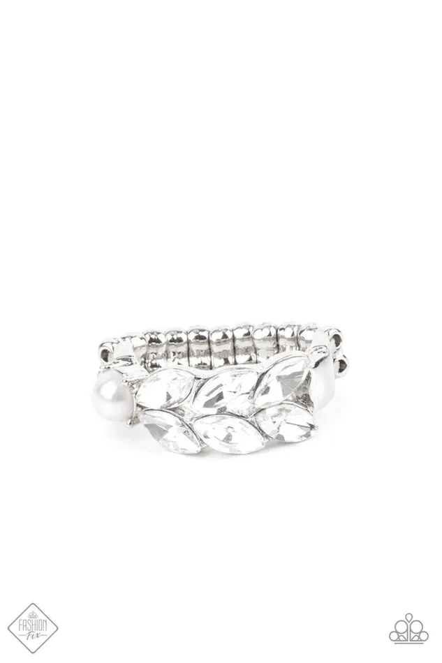 Paparazzi Jewelry Rings Paparazzi Ring Majestically Musing White Paparazzi Jewelry Rings Paparazzi Ring Majestically Musing White