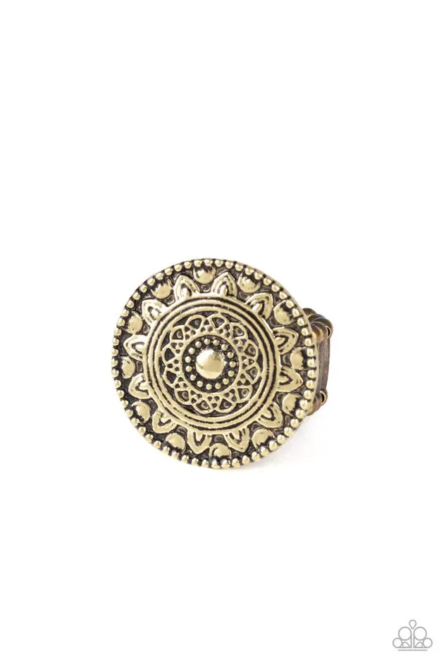 Paparazzi Jewelry Rings Paparazzi Ring One in a MEDALLION Brass