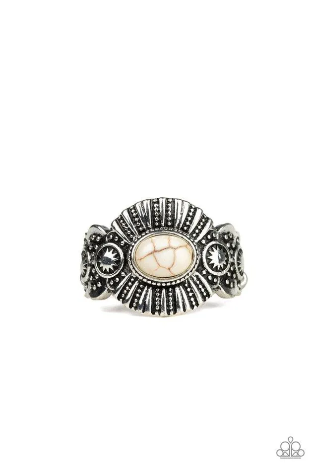 Paparazzi Jewelry Rings Paparazzi Ring Thirst Quencher White