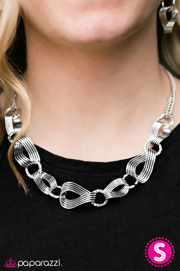 Paparazzi Necklace Tidal Treasure Silver Paparazzi Jewelry Necklaces