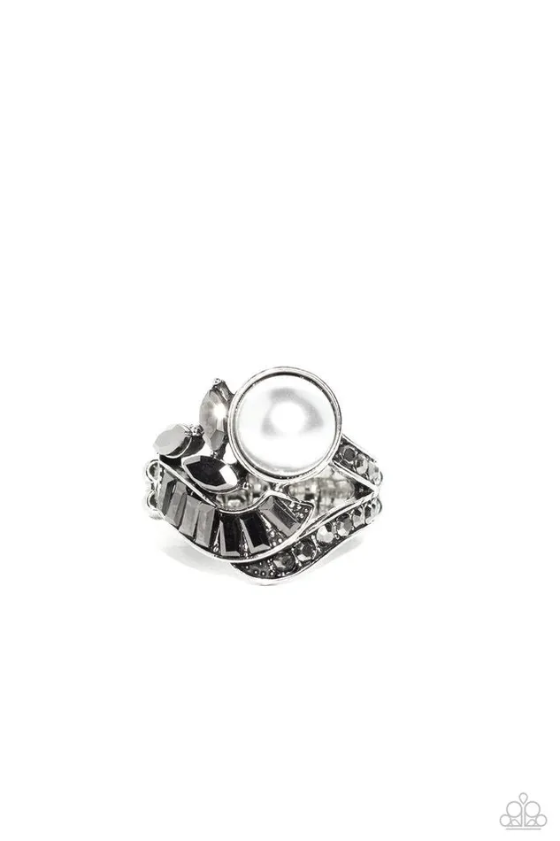 Paparazzi Ring SELFIEMade Millionaire Silver Paparazzi Jewelry Rings