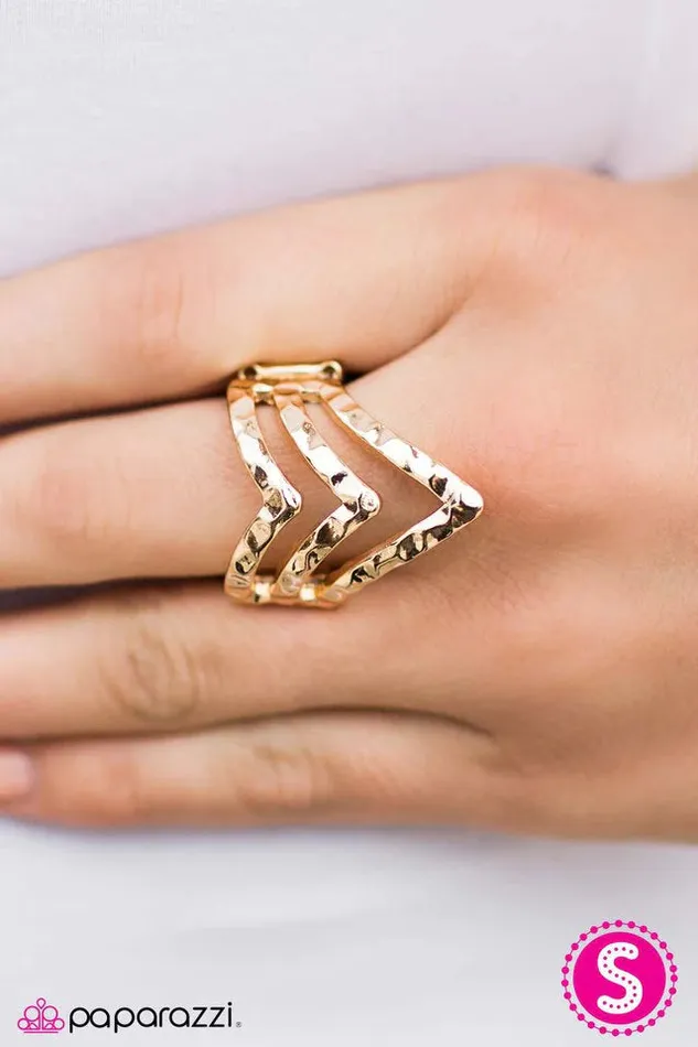Paparazzi Ring Three Point Lineup Gold Paparazzi Jewelry Rings