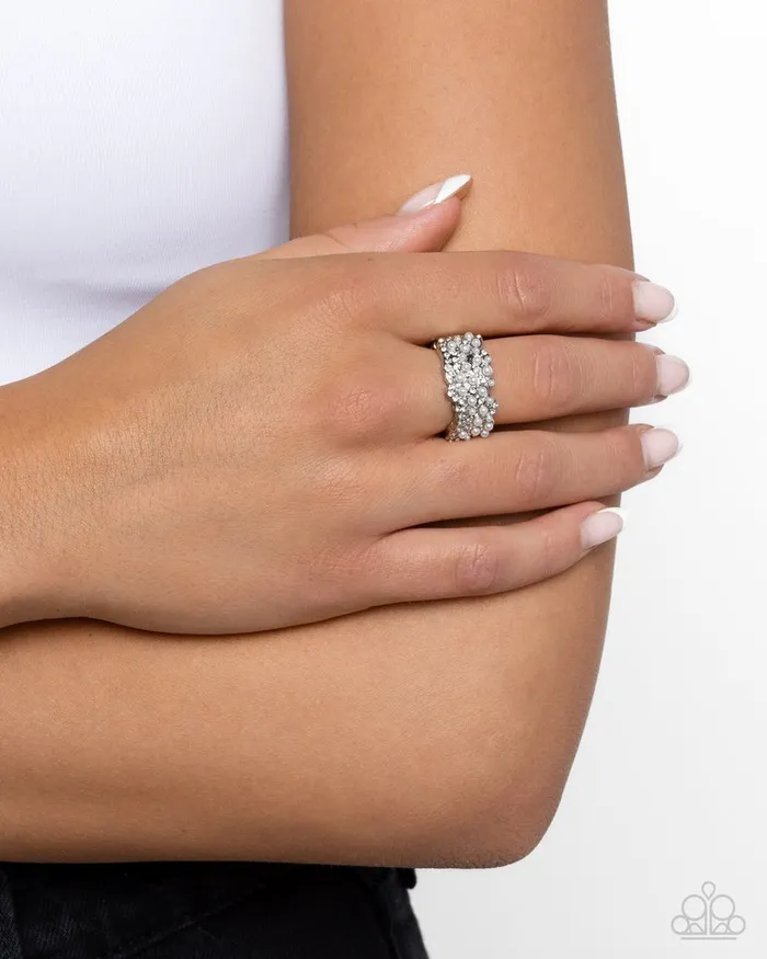 Rings Paparazzi Jewelry Paparazzi Ring Standard of Care White