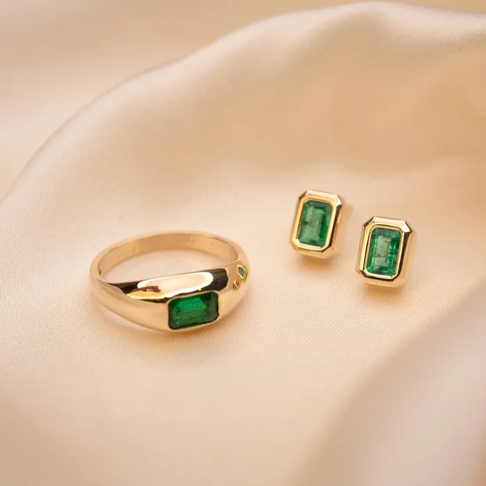 Rings RG 14k Emerald Dome Ring