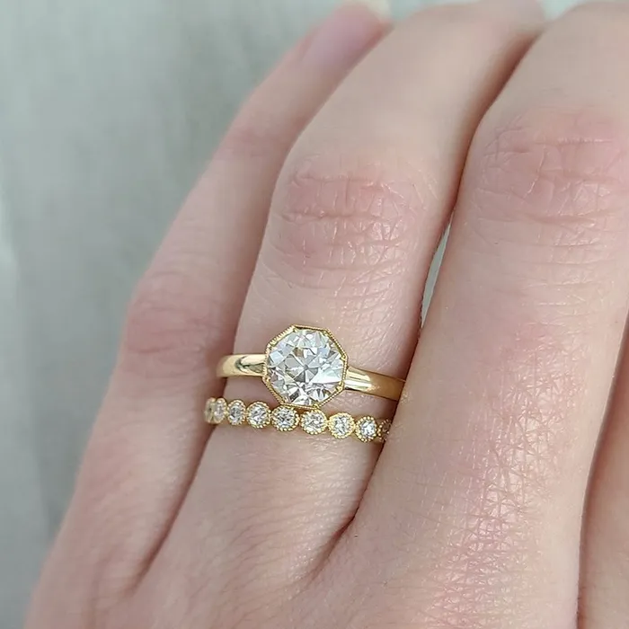 Single Stone Single Stone 18K Yellow Gold Mini Gabby Band Rings
